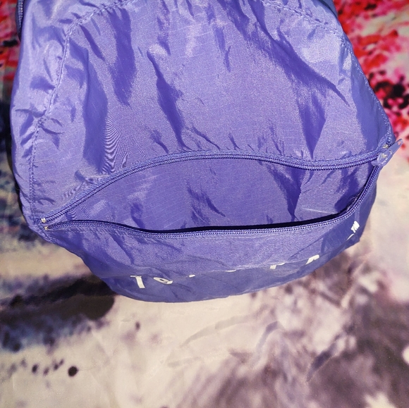 ISPO Windbreaker / Rain Jacket Backpack - Picture 8 of 8